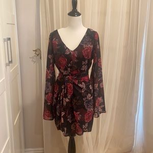 Guess floral wrap mini dress in size XS